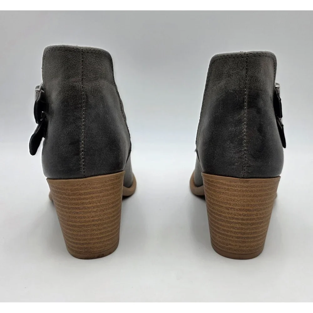 Womens Qupid Booties Size 8.5 Gray New Super Cute
